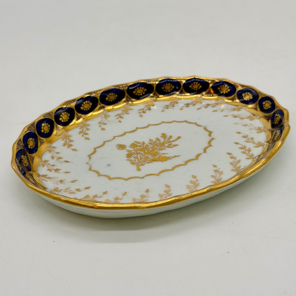 Antique Cobalt Blue Gold Gilt Porcelain Oval Trinket Dish Floral Scalloped Rim‎